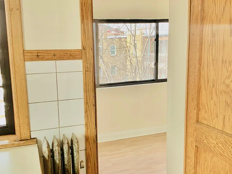 1350 N Kedzie Ave #3 — Photo 33