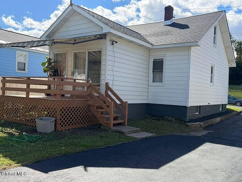 3rd image of 419 Anthony Street
