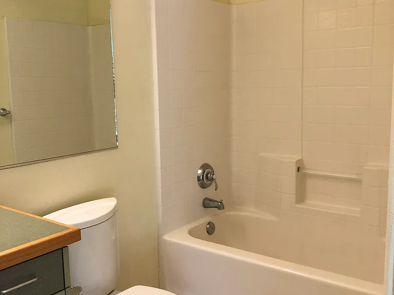 549 Kentucky St — Photo 11