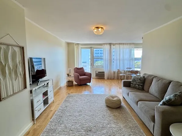 2650 Ocean Parkway image 5 of 16