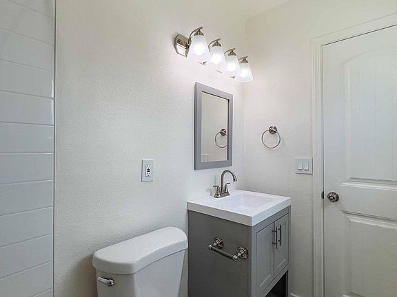 2nd image of 4168 32nd St APT 10