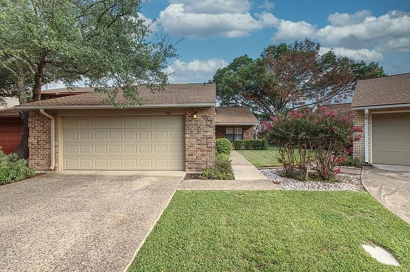 1st image of 467 Summit Cir
