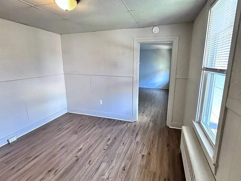 587 W Princess Street - NWA — Photo 7