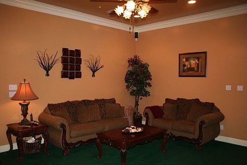 5th image of 9616 Hillsboro Dr