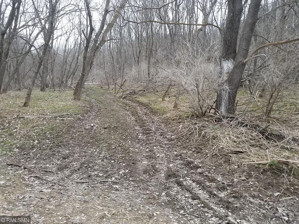 2nd image of 76 Highway