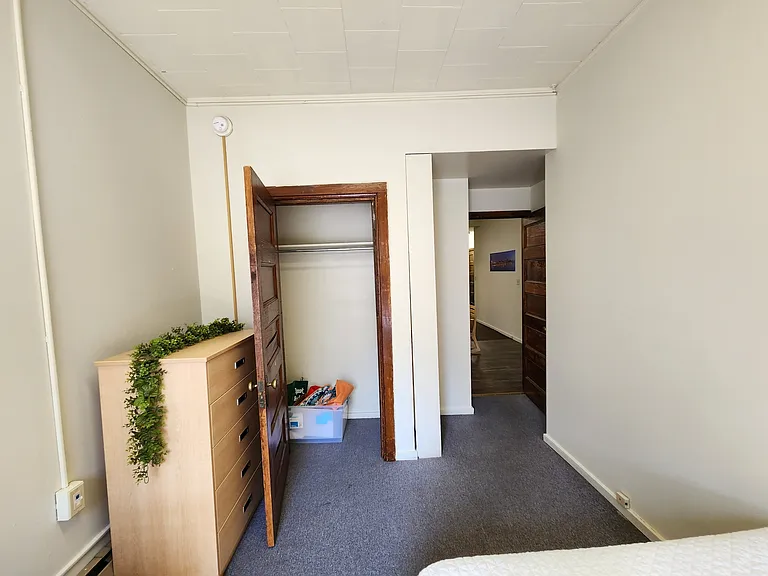 Aces Apartments — Photo 76