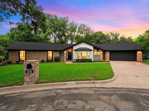 2nd image of 3241 Village Park Dr