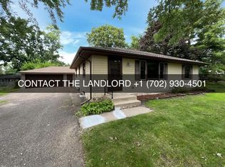 8020 Del Dr N, Minneapolis, MN 55428