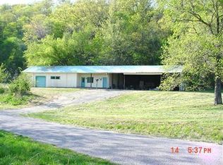 2551 Equine Valley Rd, Nixa, MO 65714