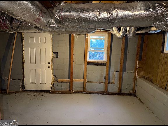 5th image of 348 Ard Pl NW