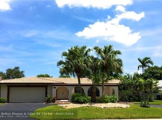 10030 NW 39th Ct, Coral Springs, FL 33065