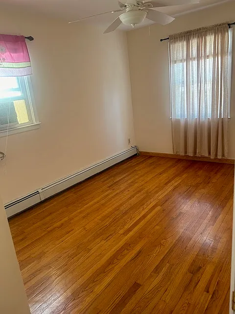 Building Photo - 21 Elizabeth Ave #1