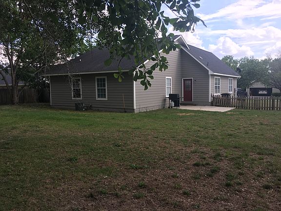 2nd image of 121 Deerfield Dr