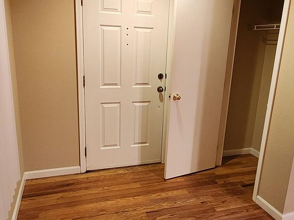 2nd image of 5572 S Quemoy Cir