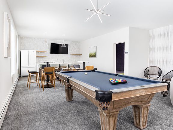 5th image of 900 30th Ave S #330