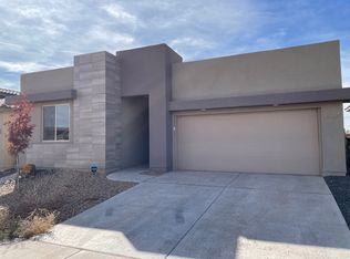 6904 Dusty Dr NE, Rio Rancho, NM 87144