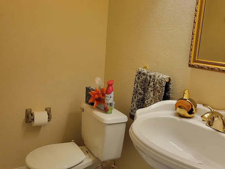 Sandpiper Dr — Photo 4
