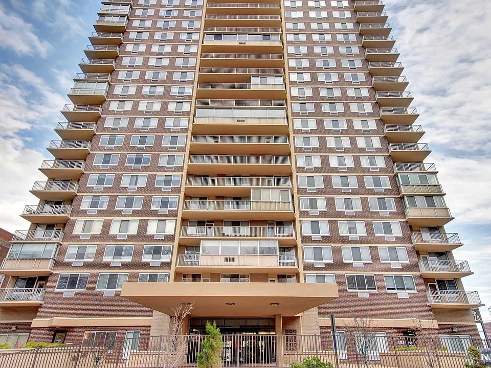1st image of 2150 Center Ave APT 15G