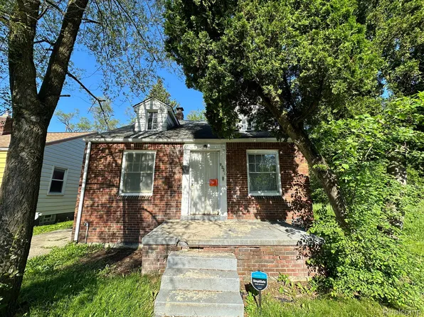 9335 Abington Ave, Detroit, MI 48228