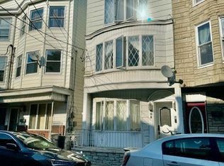 9 S Jardin St, Shenandoah, PA 17976
