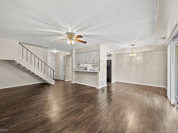 4th image of 4919 Friar Rd Unit B