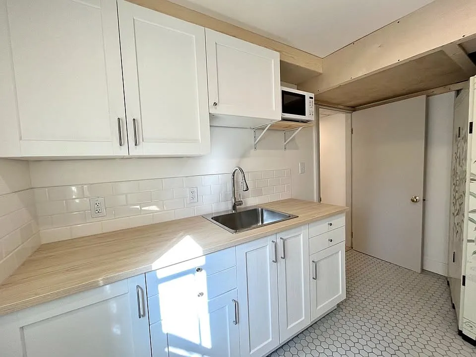 Building Photo - 919 Yeager Pl #2