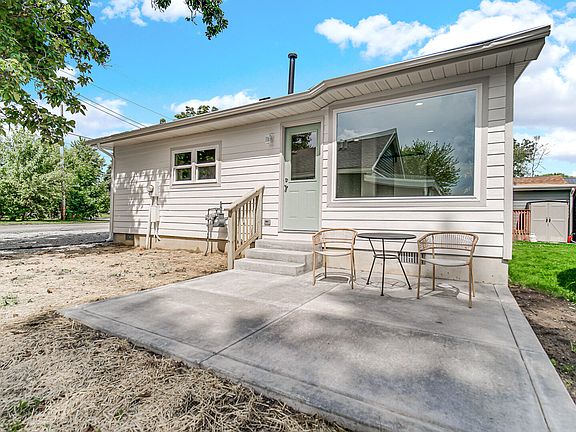3rd image of 7709 W 140th Pl