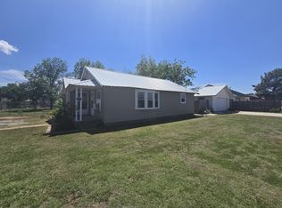 920 E A St, Altus, OK 73521