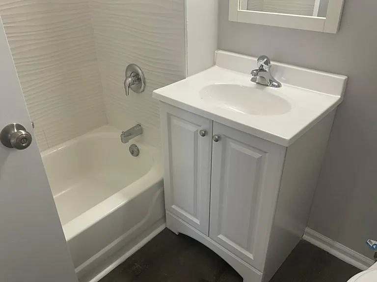 6219 S University Ave #3 — Photo 3