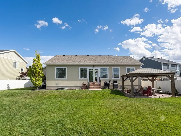 W Jordan View Dr — Photo 17