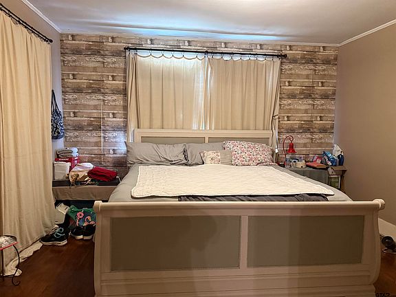5th image of 612 Myrtle Dr