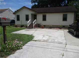 802 Mullen Rd, Chesapeake, VA 23320