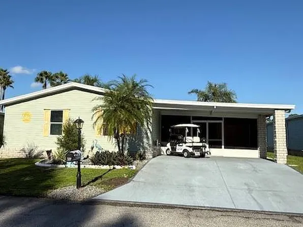 327 Waldorf Dr, Auburndale, FL 33823