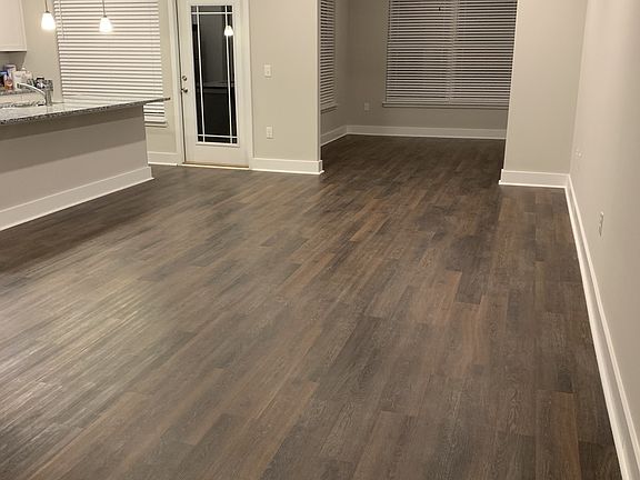 4th image of 6039 Hillside Ln