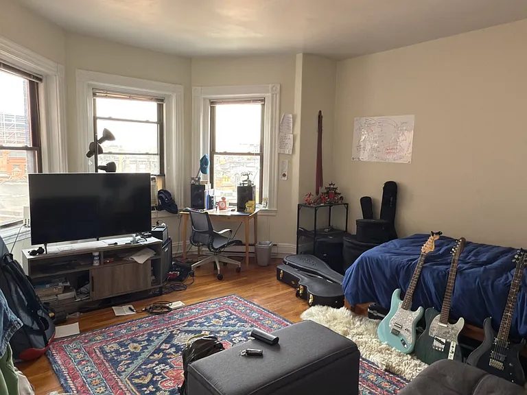 913 Boylston St #6 — Photo 3