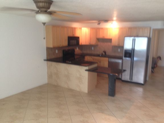 3rd image of 6039 Collins Ave APT 410