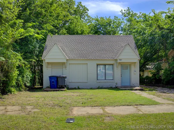 707 N Xanthus Ave, Tulsa, OK 74110
