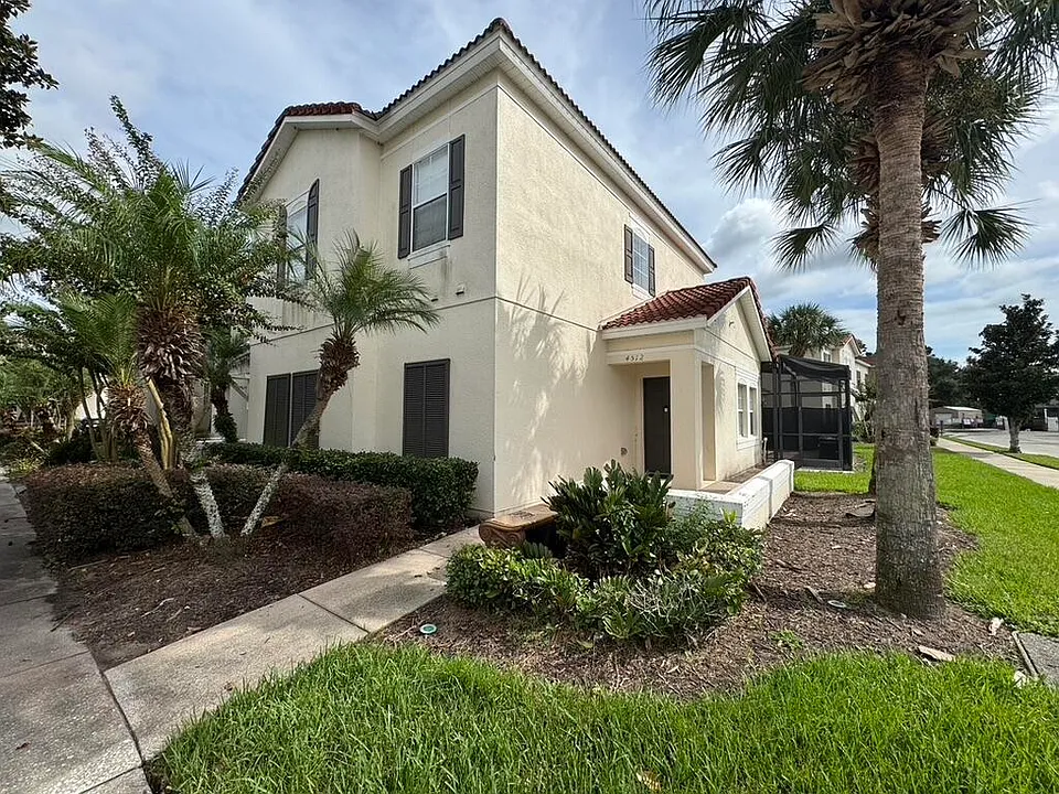 4512 Alberto Cir