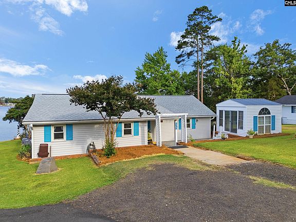 5th image of 1089 Lake Dr