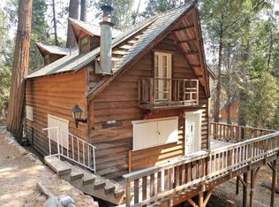 10620 Juniper Dr, Wofford Heights, CA 93285