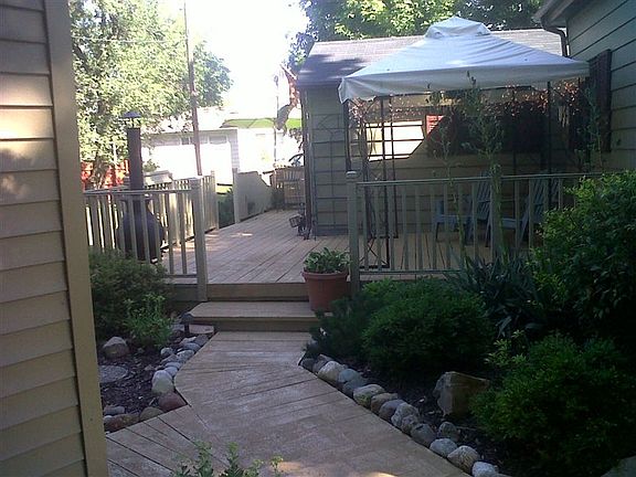 IMG00180-20110730-1030