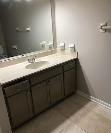 4th image of 288 Heathersett Dr