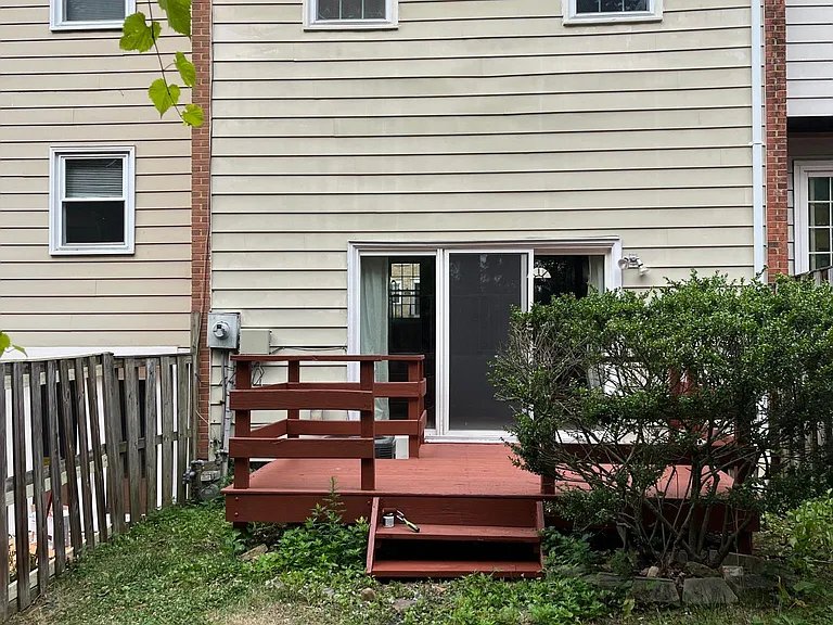 2090 Pilgrim Dr — Photo 22
