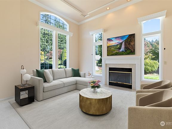 2nd image of 4021 Patrick Court SE