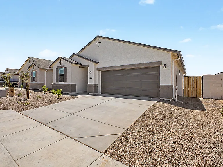 5457 E Cinder Ln — Photo 3