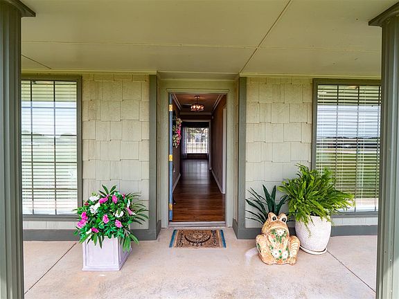 3rd image of 43026 Hazel Dell Rd