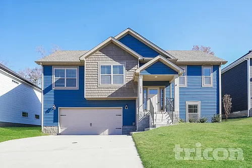 1059 Spicer Dr Photo 1