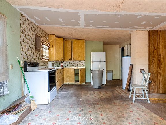 2nd image of 16826 Olson Drive NW