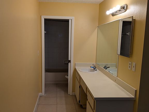 5th image of 7745 40th St N APT 2