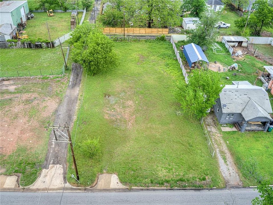 1st image of 213 SE Grand Blvd Lot 29